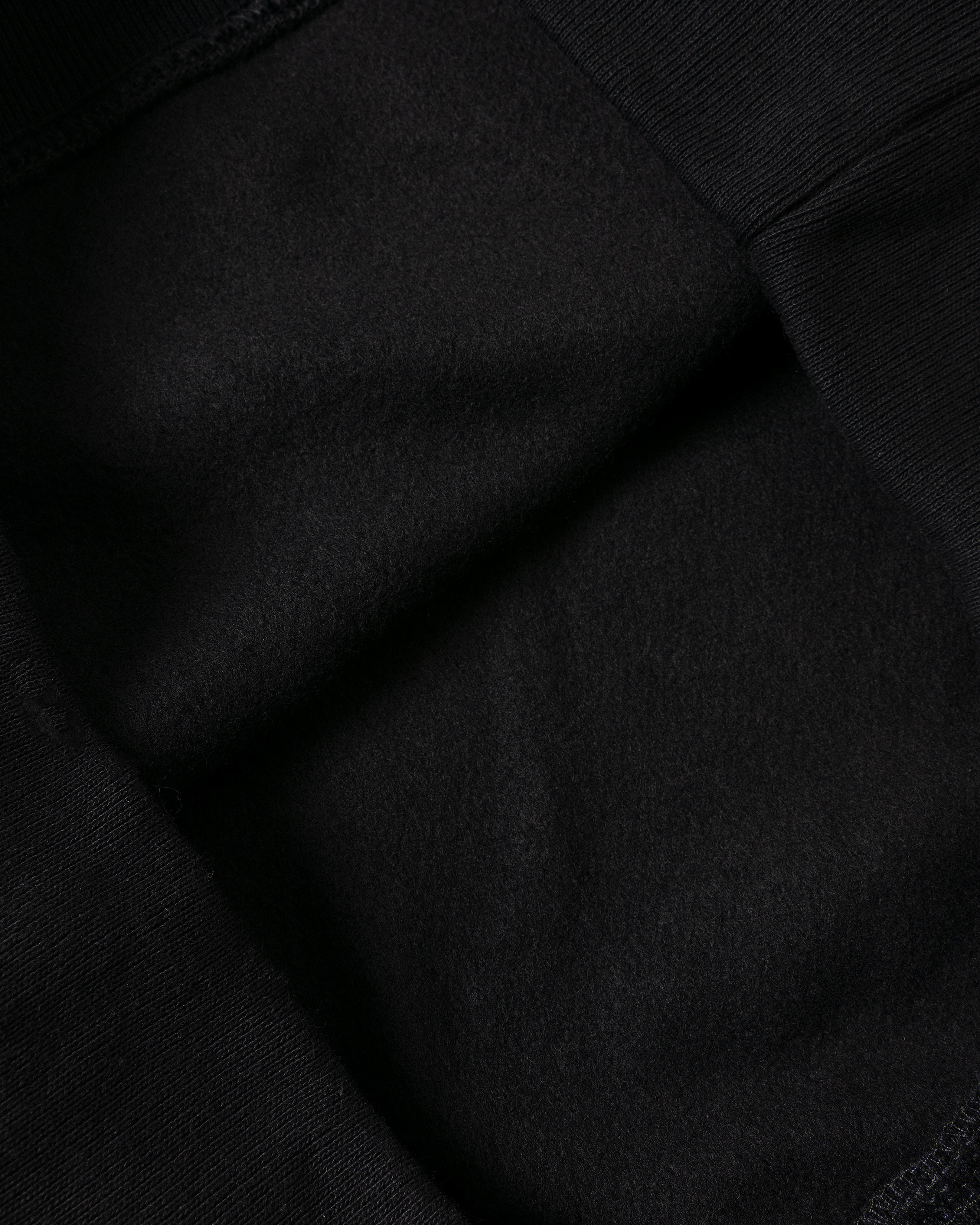 Classic logo hoodie (black)